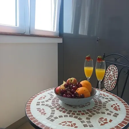 Felicita Apartment *